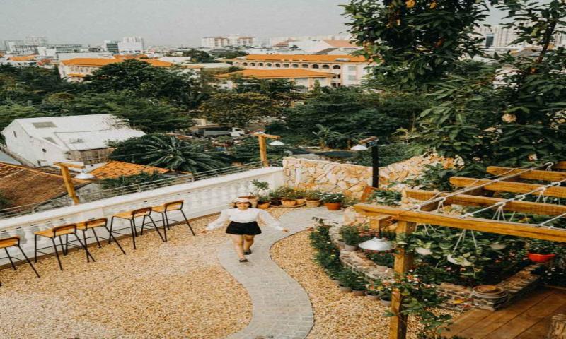 Chạng Vạng Rooftop Quận 2